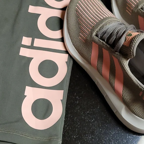 Adidas Athletic Capri - Picture 3 of 10